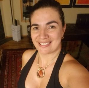 Meet your Posher, Lina